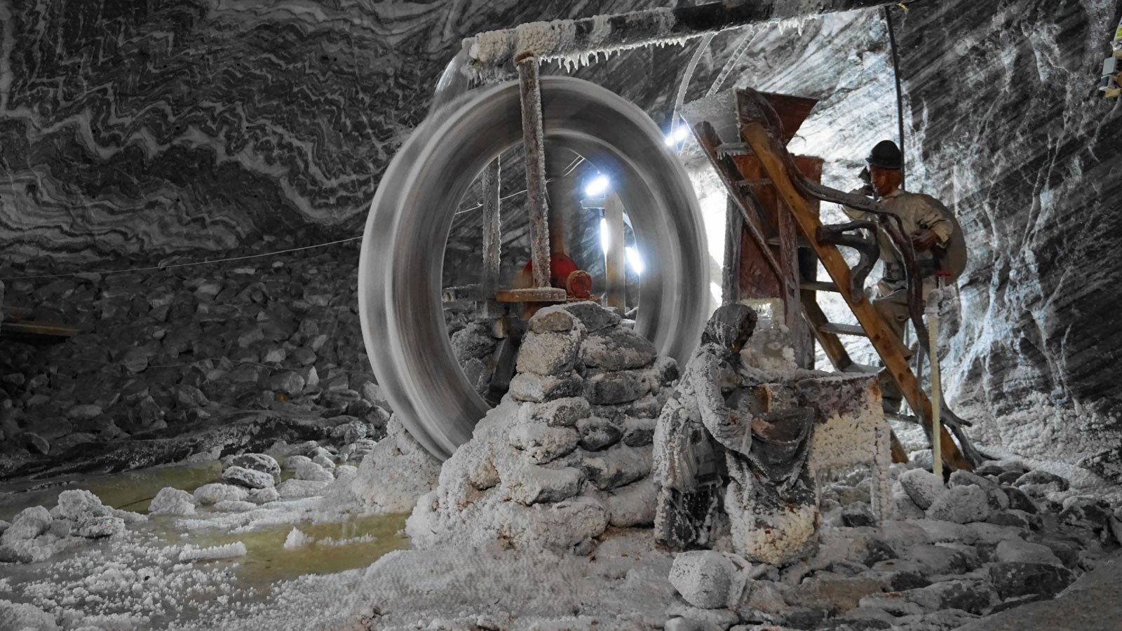 Ocnele Mari Salt Mine